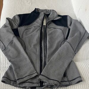 Lululemon Athletica Navy and White Patterned Jacket